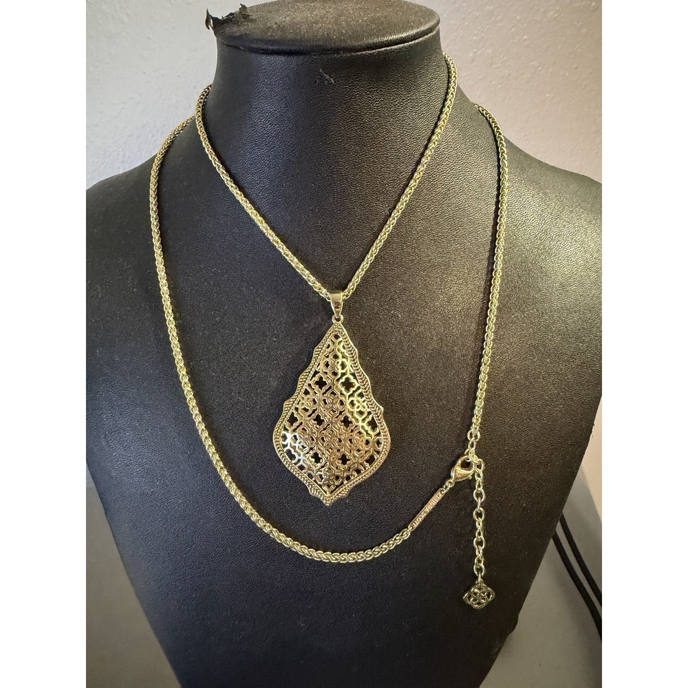 Kendra Scott Necklace Aiden Long gold Tone Pendant Filigree Teardrop 32"